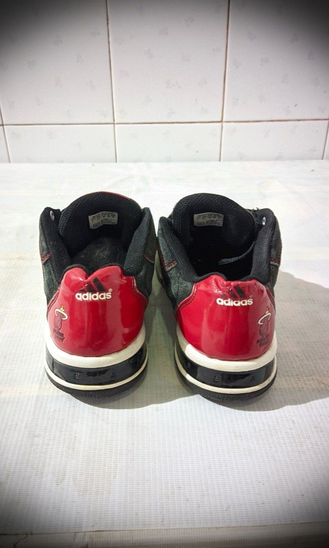 Sepatu adidas special edition nba miami heat RARE