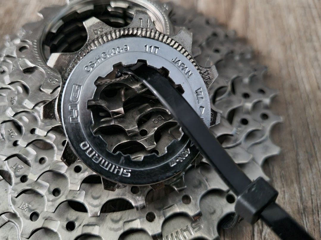 Shimano CS-HG400-9, Sports Equipment, Bicycles & Parts, Parts ...