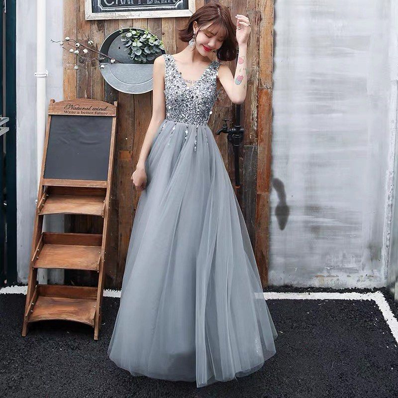 Evening dresses sales silver color