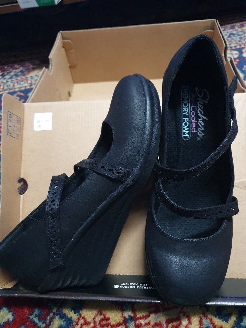 Skechers black wedge shoes discount