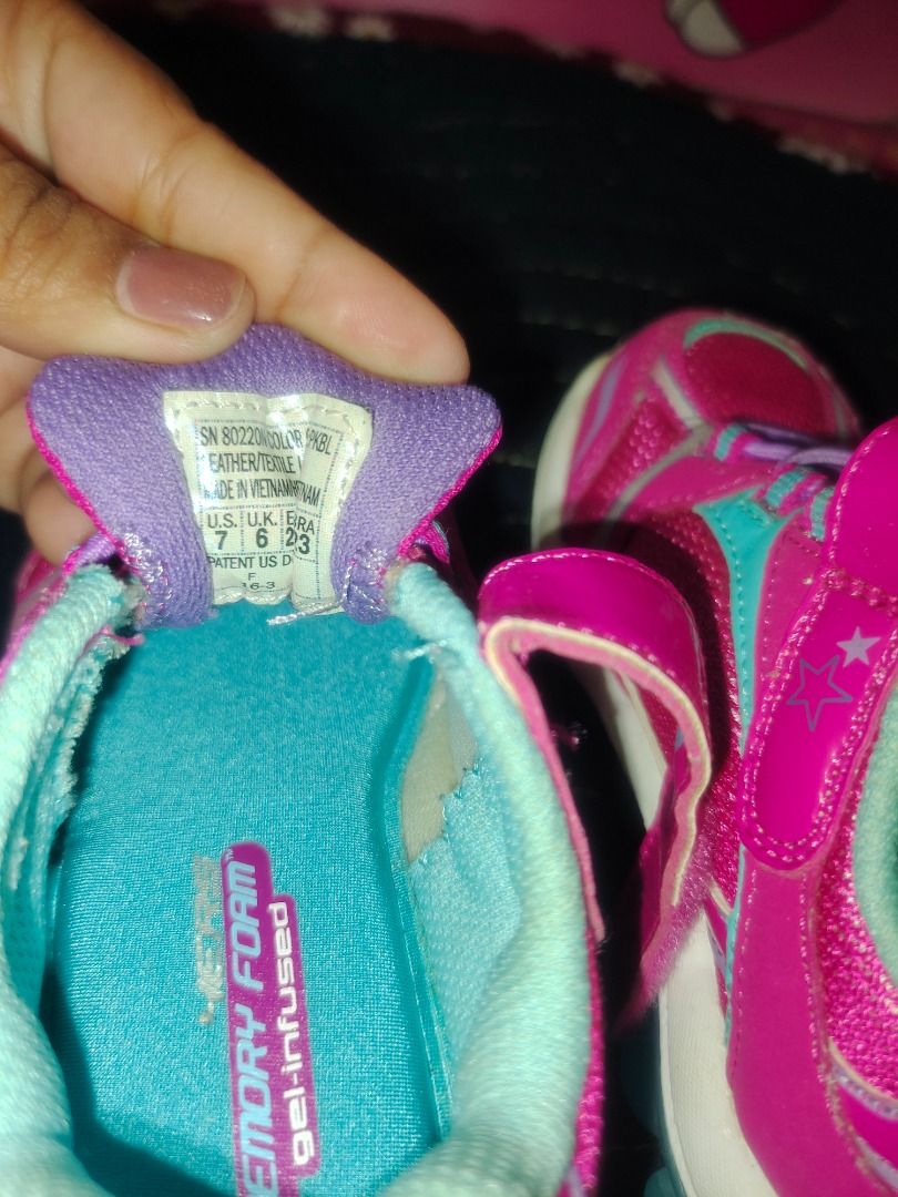 Skechers (Memory Foam), Babies & Kids, Babies & Kids Fashion on Carousell