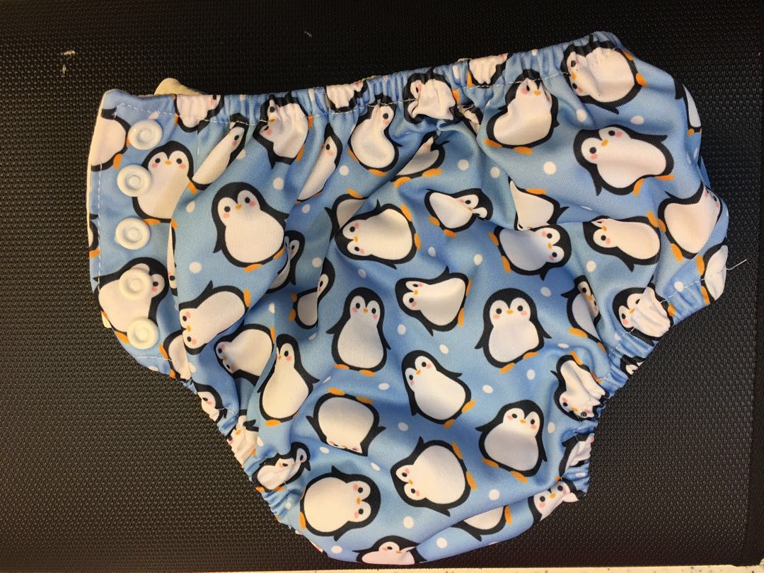 Snugly fit swim diaper 2025