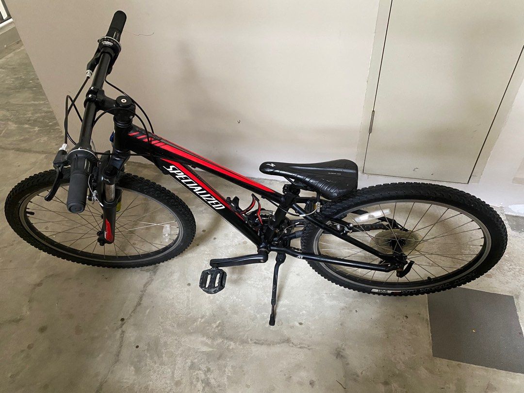 Specialized Hotrock 24 8 speed Sports Equipment Bicycles