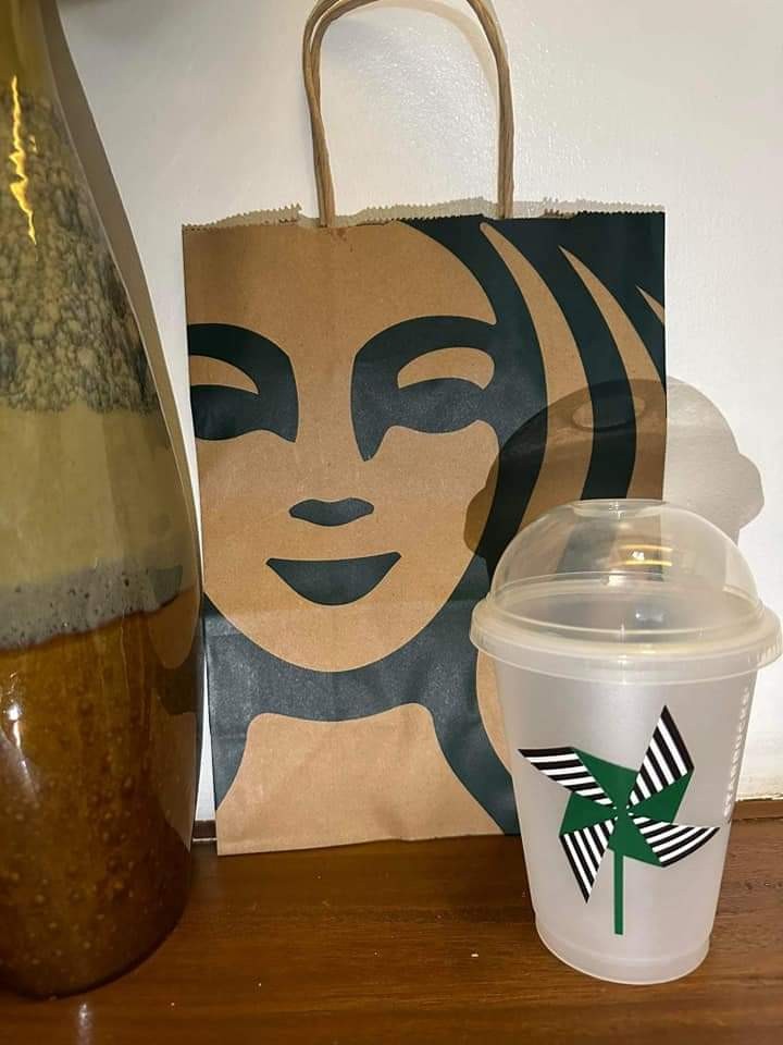 Starbucks Reusable Cup with Lid, Furniture & Home Living, Kitchenware