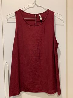 Stradivarius Red Sleeveless Top