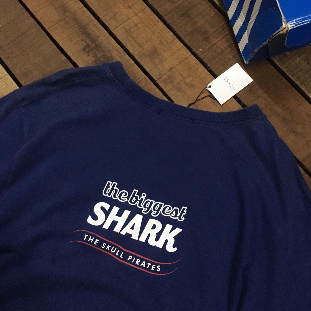 T shirt hide and seek kaos thrift preloved, Fesyen Pria ...