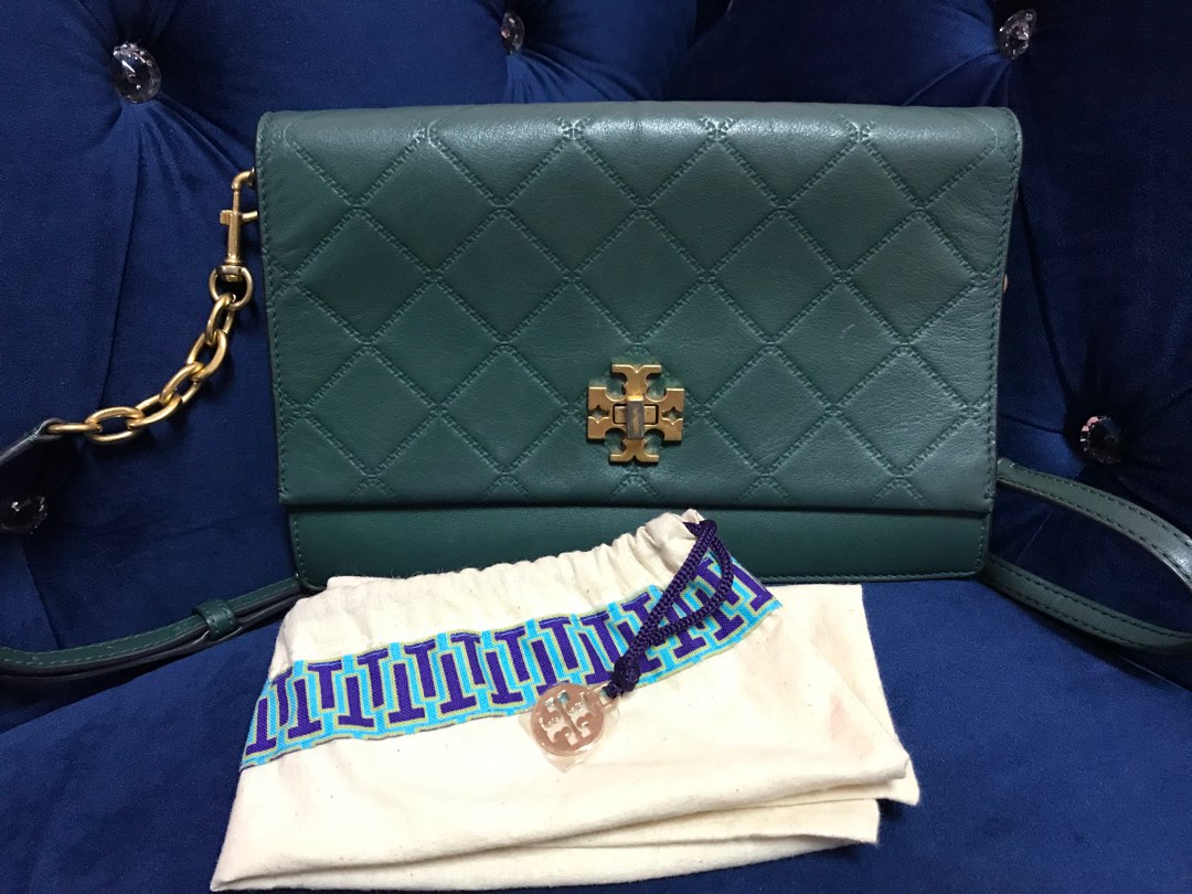 Tory Burch Sling Bag (Clutch), Women's Fashion, Bags & Wallets, Cross-body  Bags on Carousell