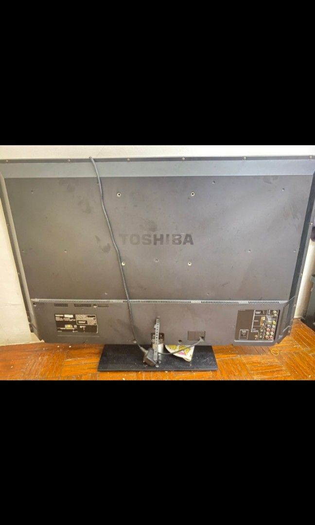 Tv Toshiba LED 40", TV & Home Appliances, TV & Entertainment, TV on ...