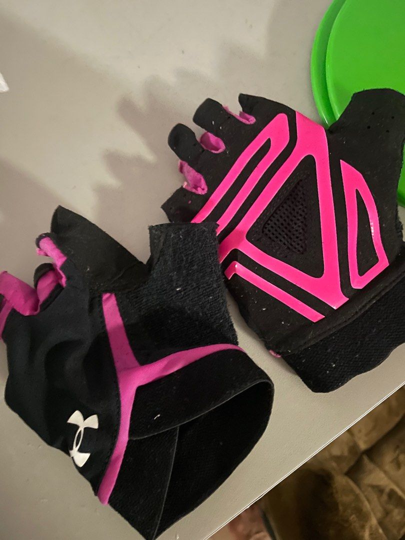 under armour women s weightlifting gloves