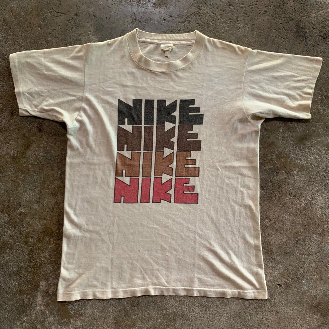 Nike vintage online t shirts 1970s