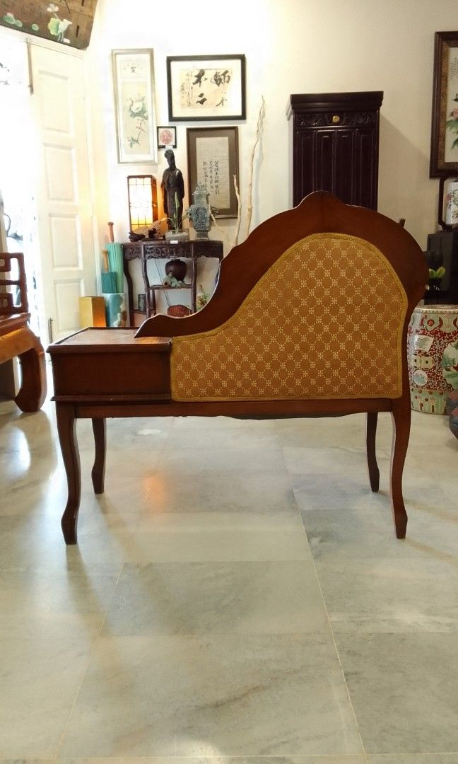 Vintage Telephone Table, Hobbies & Toys, Collectibles & Memorabilia, Vintage Collectibles on