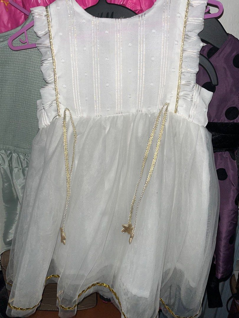White dress for 1yr old (Category: Babies & Kids Fashion) located in Manila. Submitted by dshoppe07 (Listing ID 1195996388, Image 2). Description: Brand new cute sunday dress.