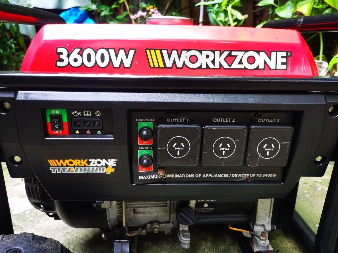 Workzone 3600 watts inverter generator, Commercial & Industrial
