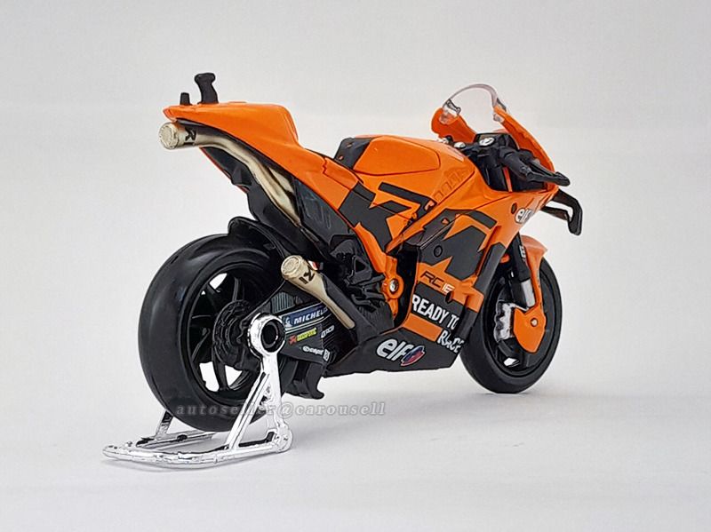 Moto miniature GP KTM factory racing Petrucci 2021 1/18eme