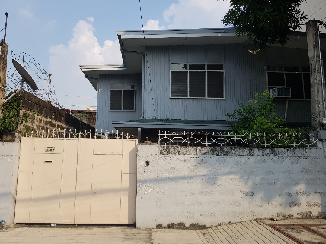 2Storey Duplex House for Rent in San Antonio, Makati City, Property