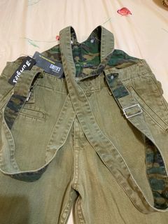 吊帶牛仔褲