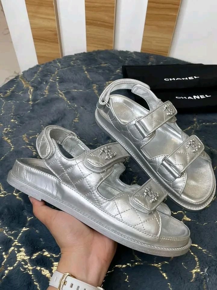 Sandals Chanel Size 38 It