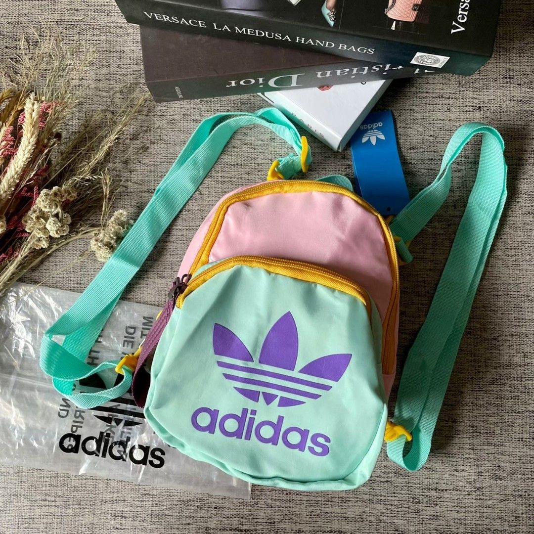 Harga adidas hot sale mini backpack multicolor