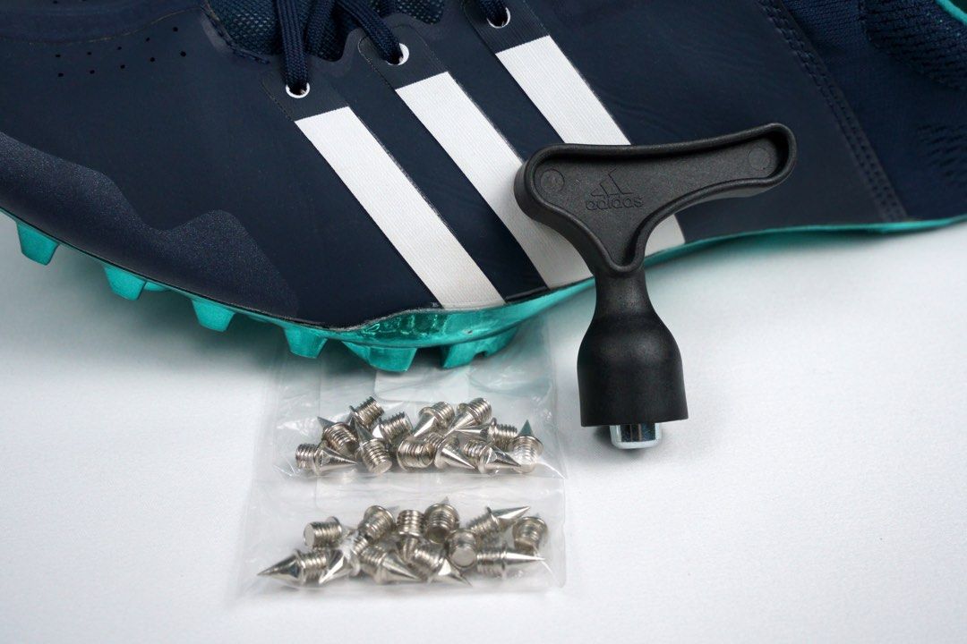 Adidas sprinting deals spikes