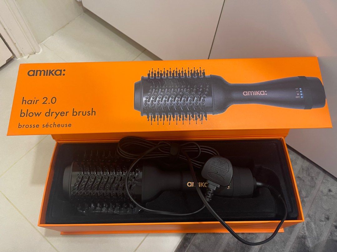 AMIKA HAIR BLOW DRYER BRUSH 2.0, 美容＆化妝品, 健康及美容 頭髮護理 Carousell
