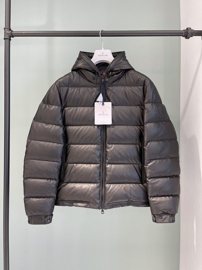Moncler gebroulaz store