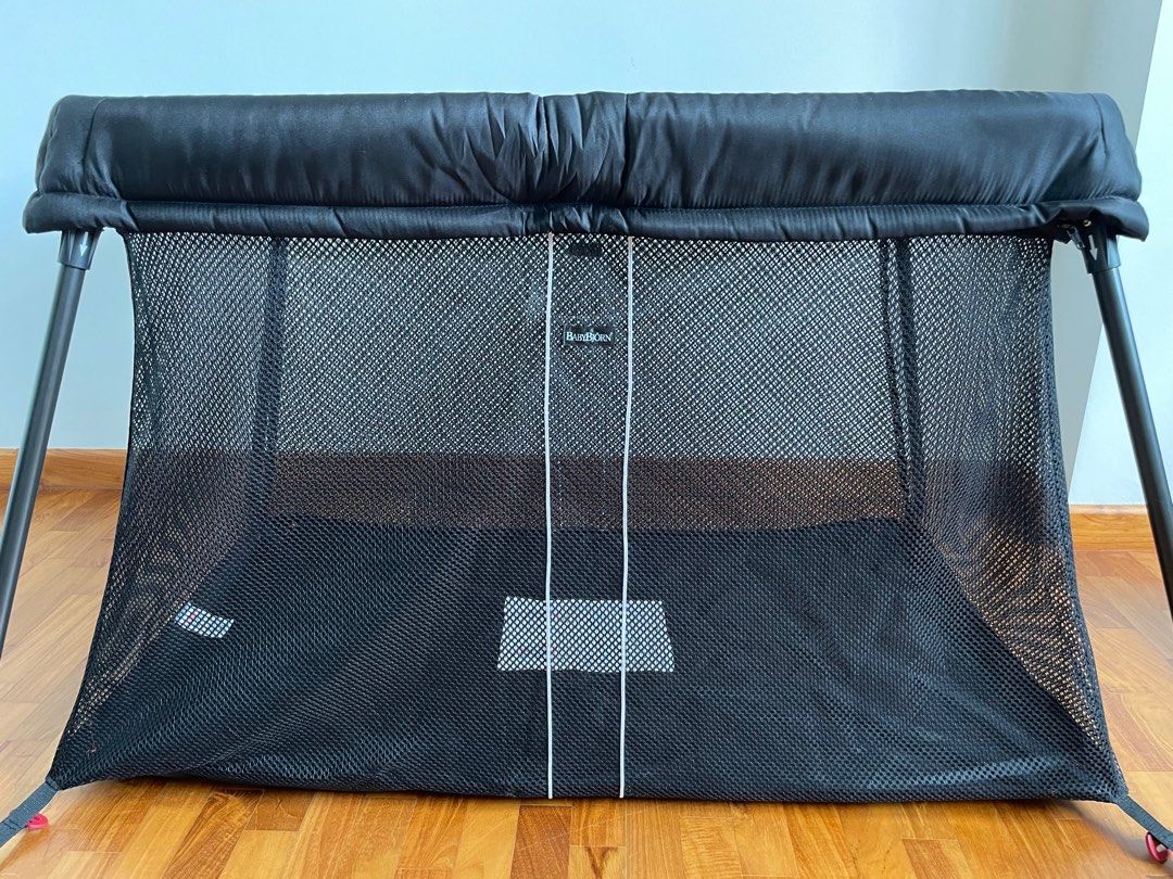 Baby Bjorn Travel Crib + 2 bedsheets included, Babies & Kids, Baby