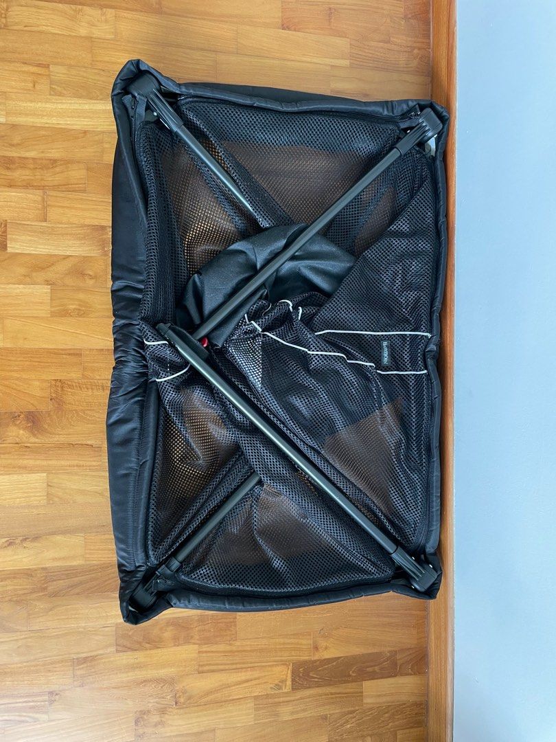 Baby Bjorn Travel Crib + 2 bedsheets included, Babies & Kids, Baby