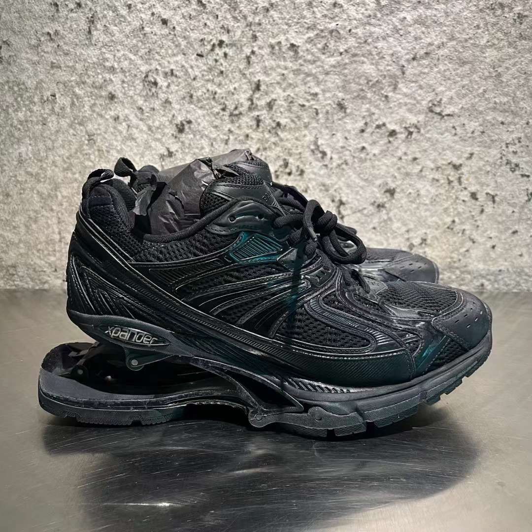 Balenciaga xpander 42 Balenciaga Xpander Outfit Balenciaga Xpander