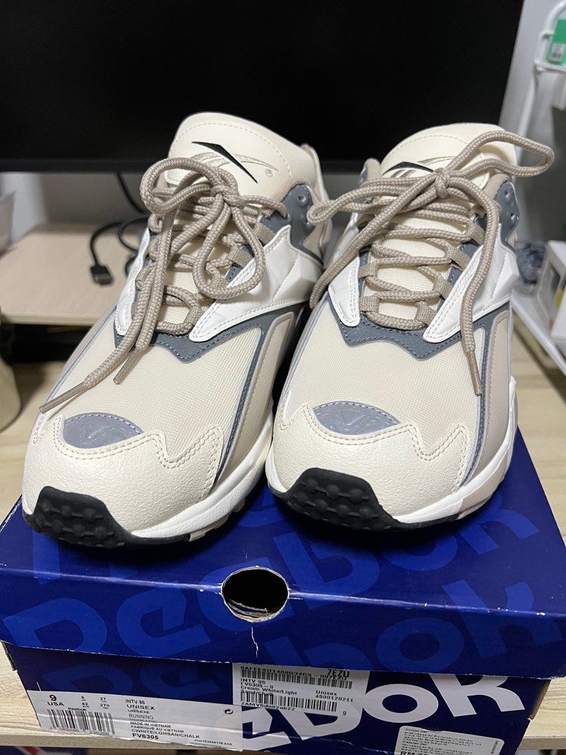 BNIB Reebok INTV96 US9 UK8 EUR 42 Men s Fashion Footwear
