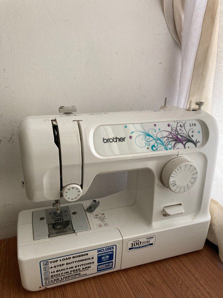 Brother L14 sewing machine , Hobbies & Toys, Stationery & Craft, Craft