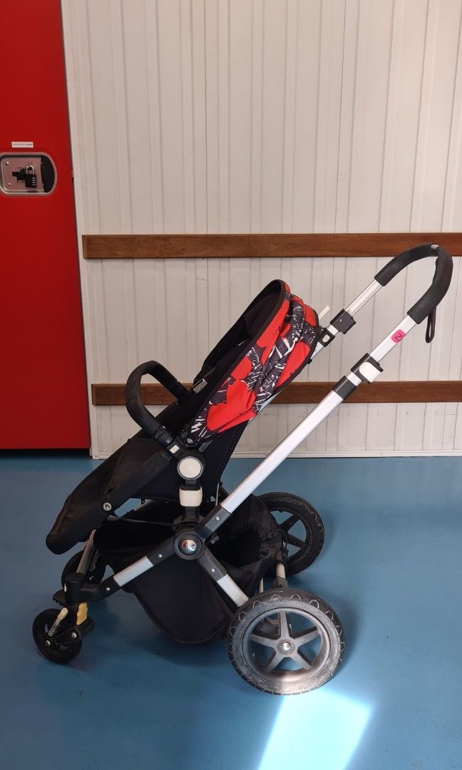 Bugaboo Cameleon with add on kids seat