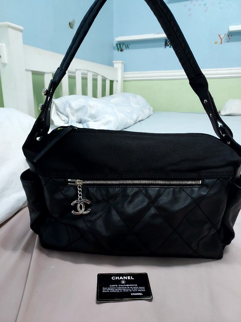 Chanel Authentic Bag (Category: Luxury Bags & Wallets) located in Paranaque City. Submitted by andim8 (Listing ID 1196251270, Image 1). Description: Chanel Biarritz. Hobo style. Guaranteed Authentic with Intact Holo and Card. Bag and card only. Perfect understated elegance for everyday. No flaws to note. Perfect gift for yourself :).