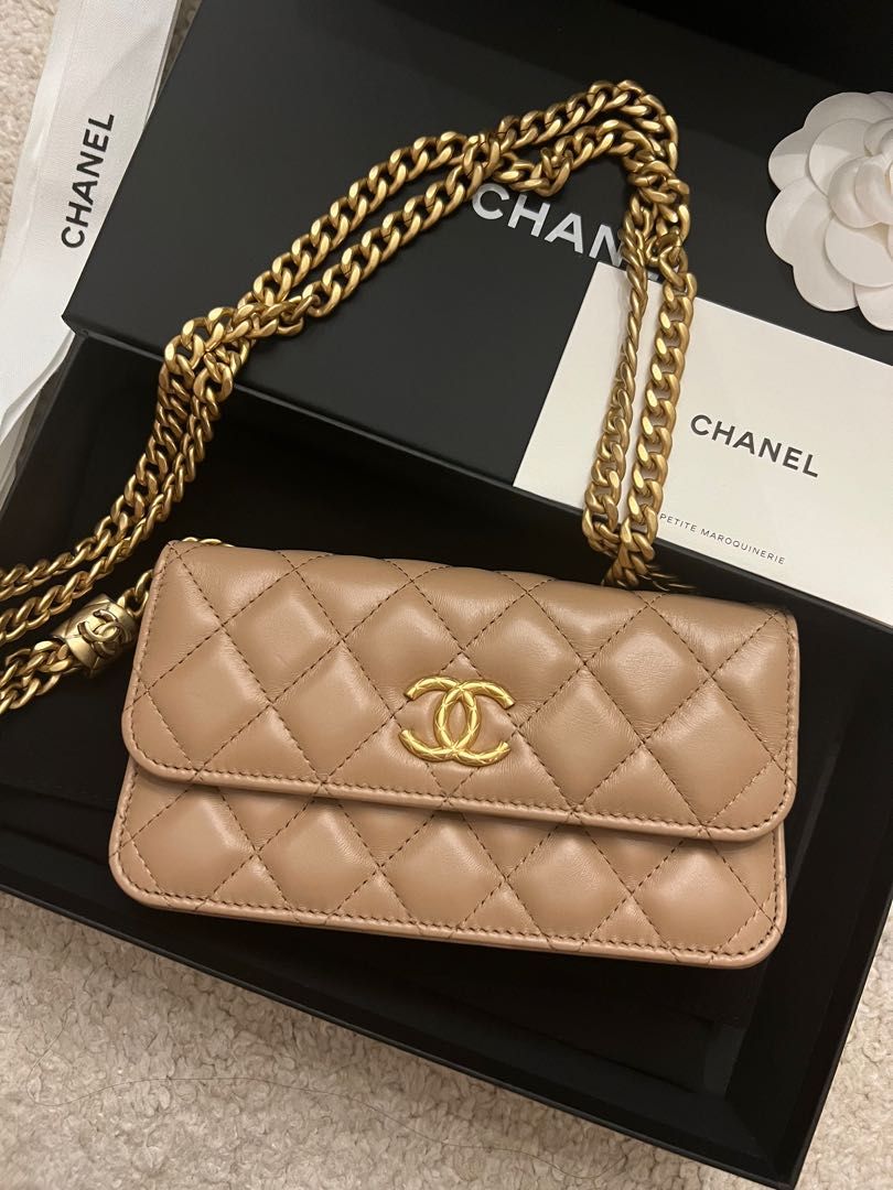 Chanel Unboxing - 20K Phone Holder With Chain 