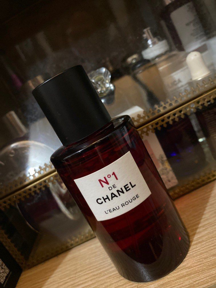 N°1 de Chanel L'eau Rouge Mist Impressions 