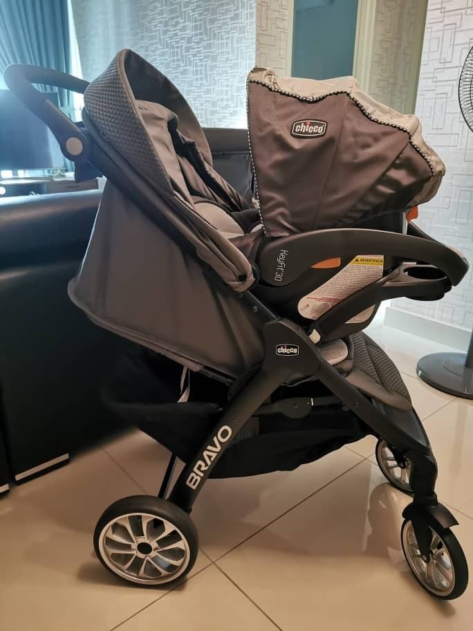 Chicco Bravo stroller + car seat, Babies & Kids, Going Out, Strollers