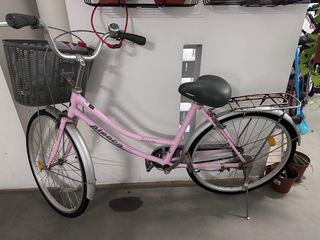 (Category: ) located in . Submitted by emjayyysays (Listing ID 1196216878, Image 1). Description: .