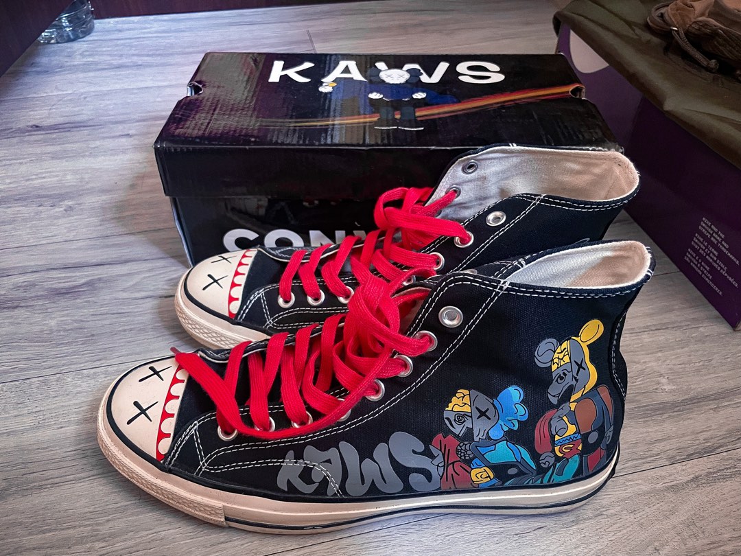 Kaws converse top