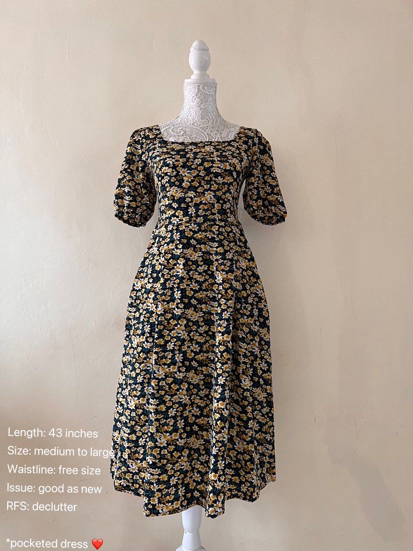 Daisy pocketed midi smock dress (Category: Dresses) located in Manila. Submitted by ginibib (Listing ID 1196375327, Image 1). Description: Area: Candelaria, Quezon Courier: J&T ₱150.