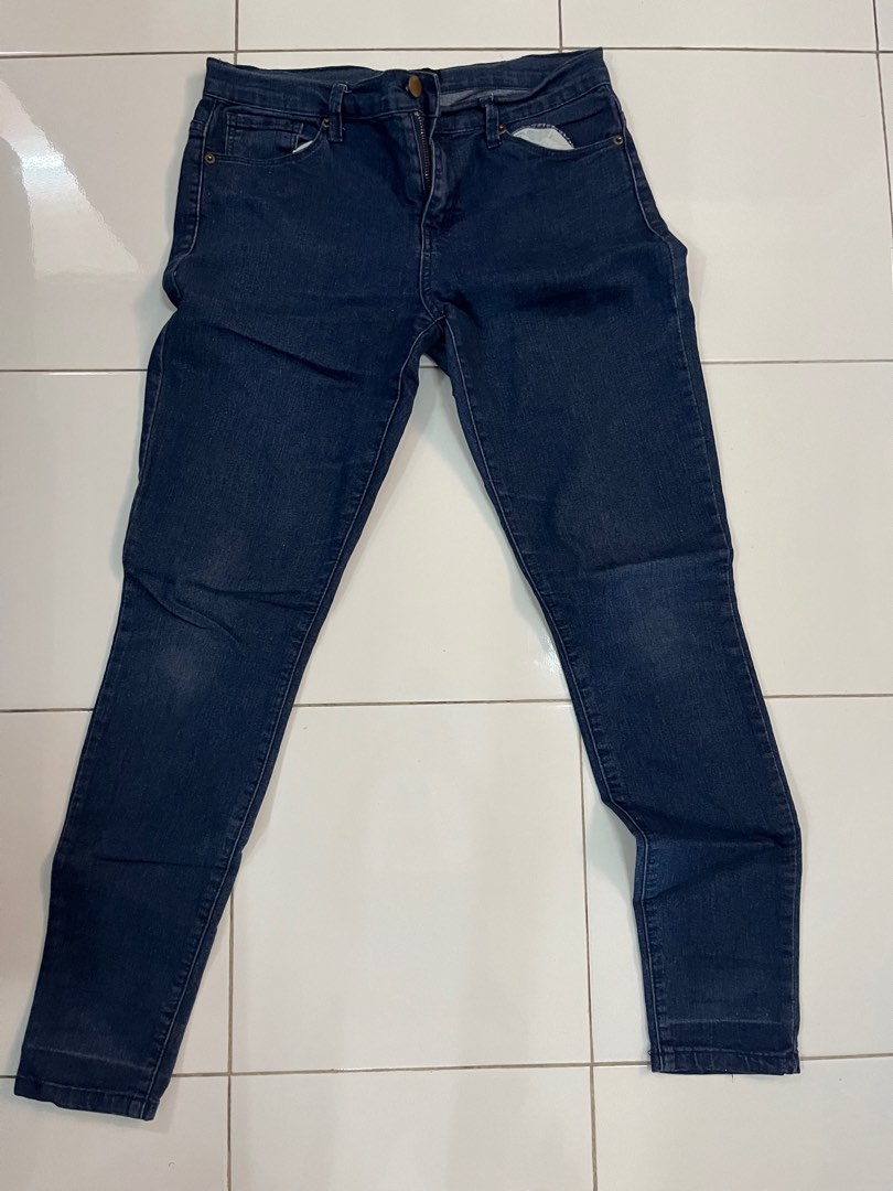 Dark Blue Jeans, Women's Fashion, Bottoms, Jeans & Leggings on Carousell