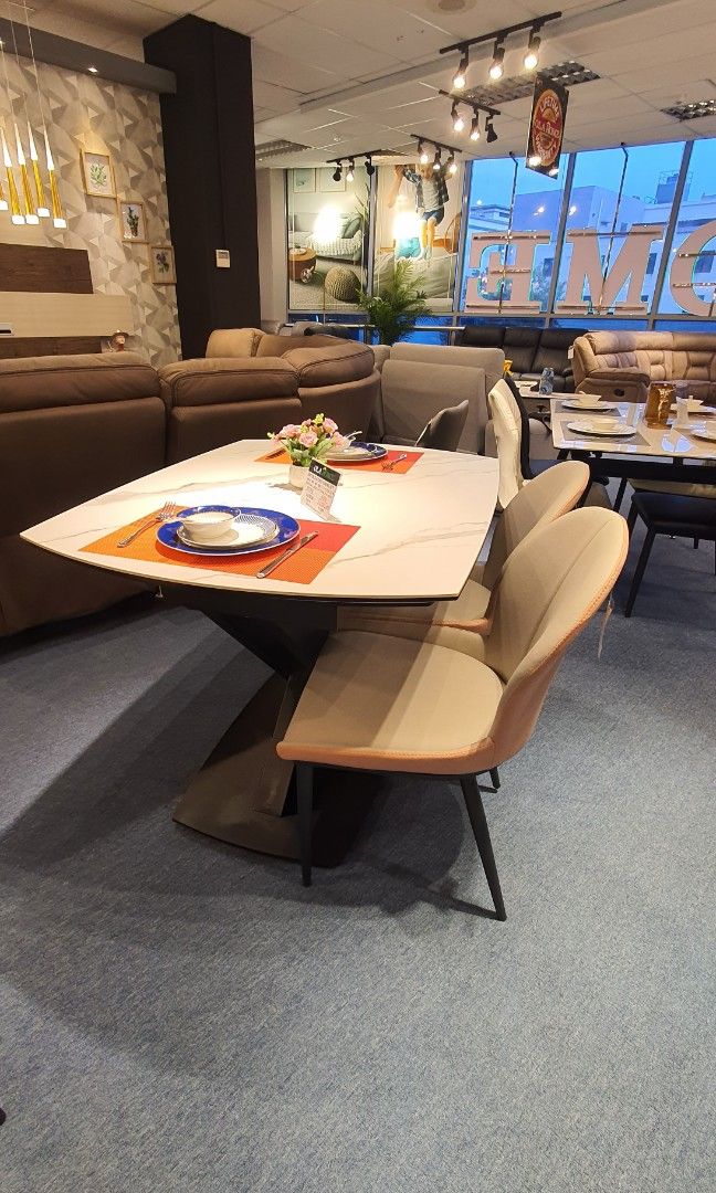Dining Table (Category: Tables & Sets) located in Singapore. Submitted by n.linaaa (Listing ID 1196308786, Image 1). Description: Extendable dining table 1.35m in diameters; can extend into full circle. Table come with 2 dining chairs. White sintered top, guaranteed. had a change of mind after purchasing the item. Will receive by first week of March To arrange own transport from Sims Avenue. Thank you!.