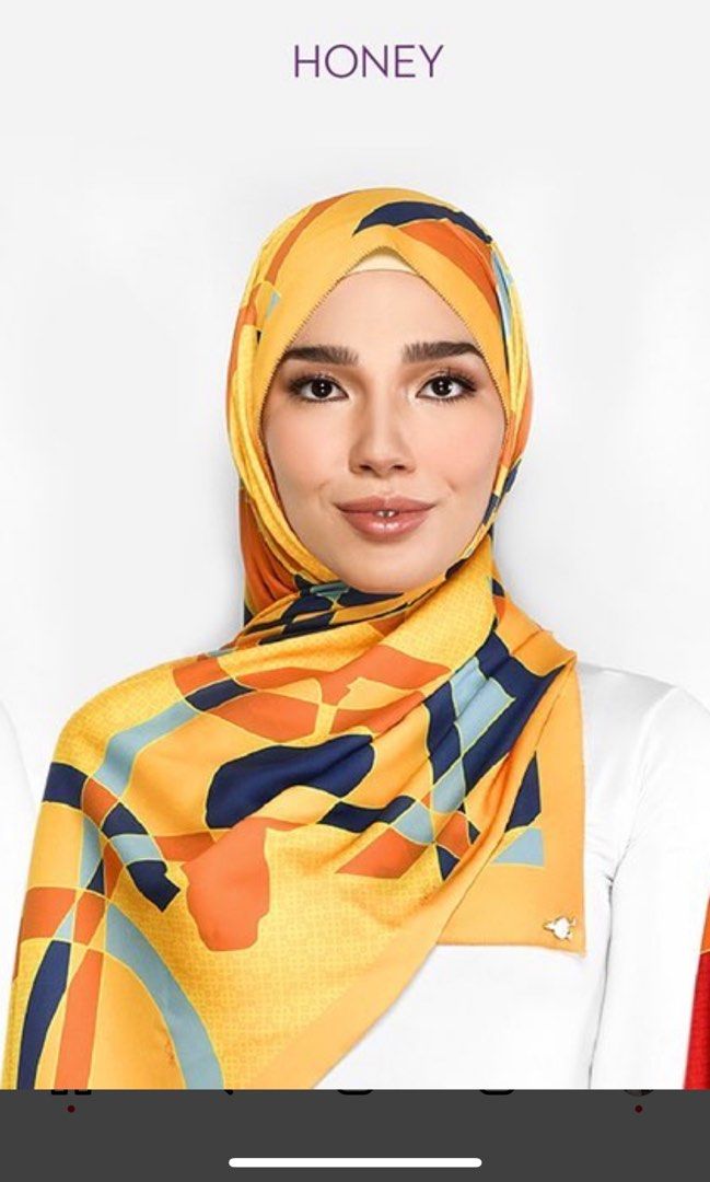 Hotshot duck scarves 2025