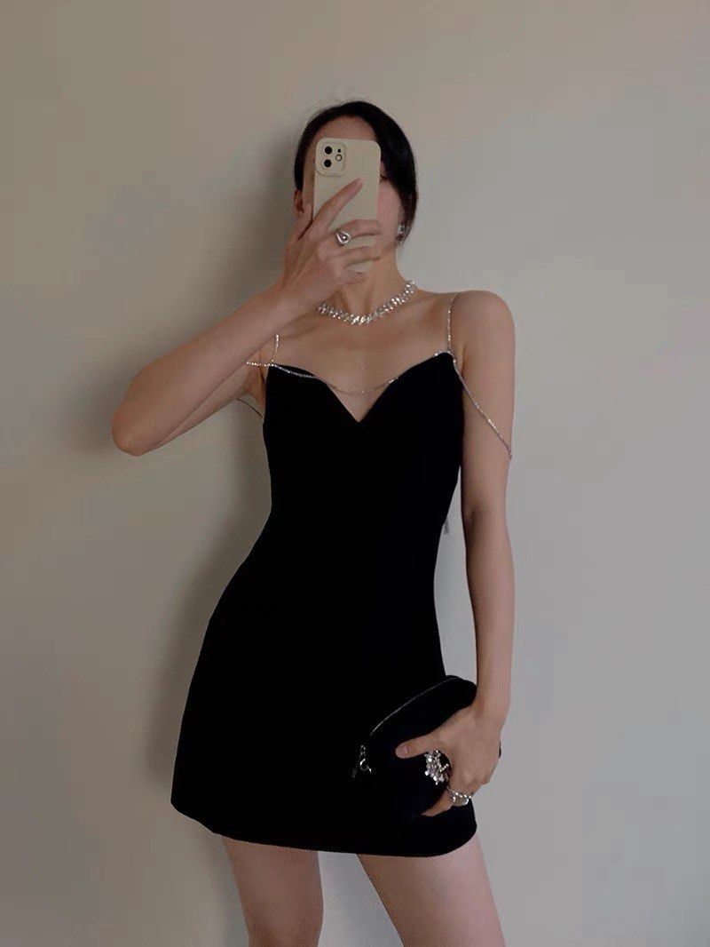 Elegant dinner dress with diamond Women s Fashion Dresses Sets Evening Dresses Gowns on Carousell