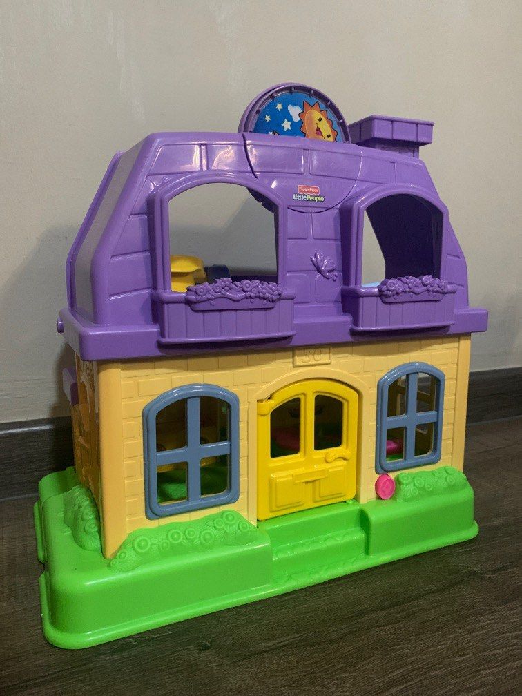 Fisher Price Little People Dollhouse, Hobbies & Toys, Toys & Games on