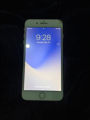 iPhone 8 plus Silver 64gb (w issues) (NEGOTIABLE) (Category: iPhone 8 Series) located in Pasig City. Submitted by acpacs (Listing ID 1196347491, Image 1). Description: Originally bought from powermac at 40k+ selling for 10k only. issue/s: has minor scratches and cracked screen on the upper right corner of the phone pero pwede naman siya ipagawa sa greenhills or takpan nalang ng full tempered glass. Please inclusions: * phone * box * FREE phone ca