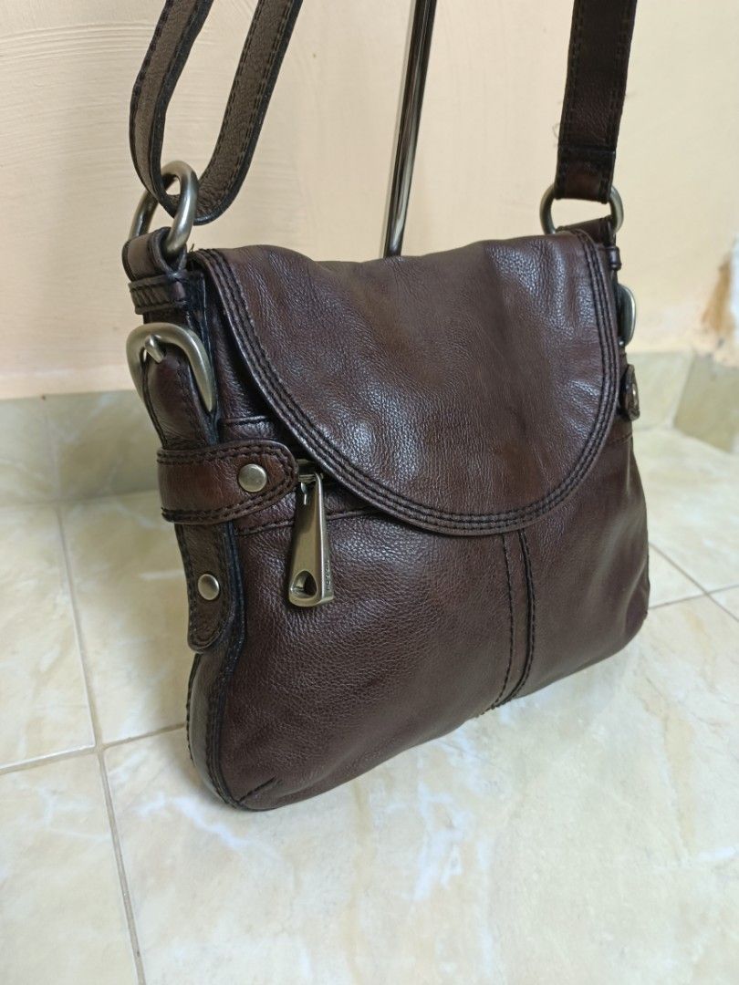 Fifty four fossil on sale bag