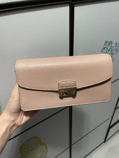 （分類：）位於 。 由 gnadohr 提交（商品編號 1196348013，圖片 1）。簡介： 。