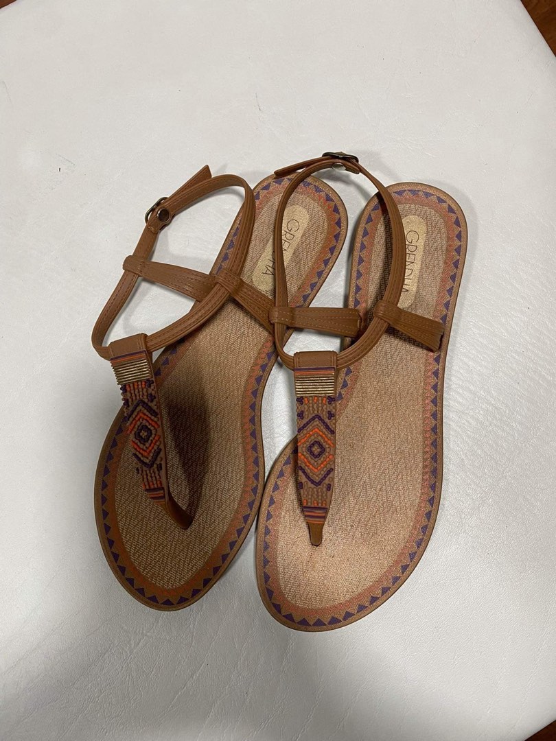 grendha jelly sandals