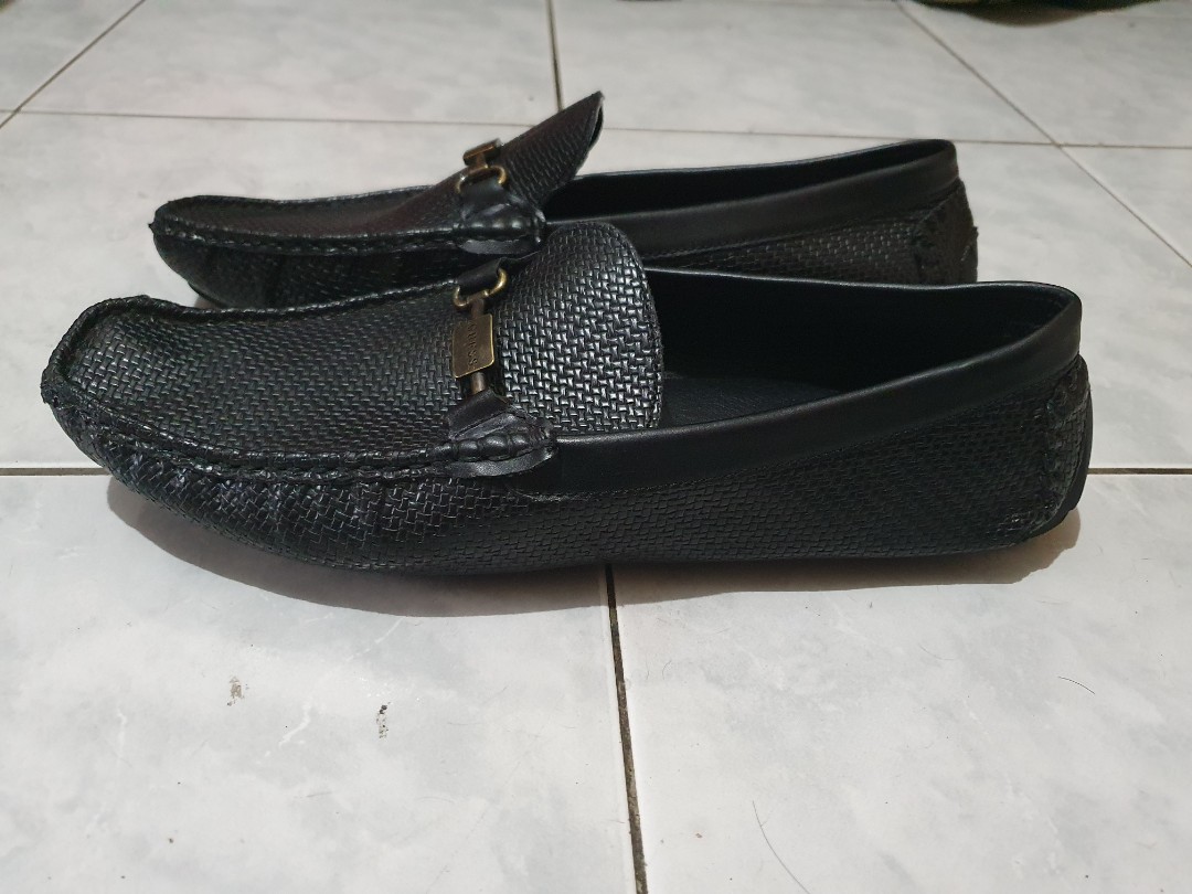 guess loafers womens
