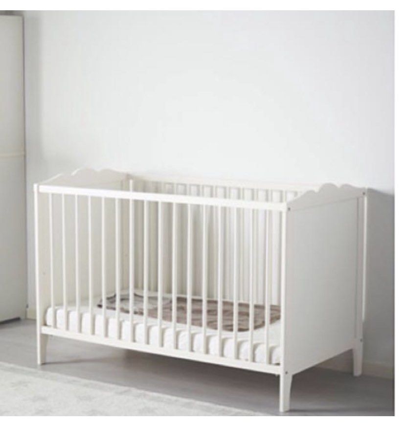 Ikea hensvik sales cot