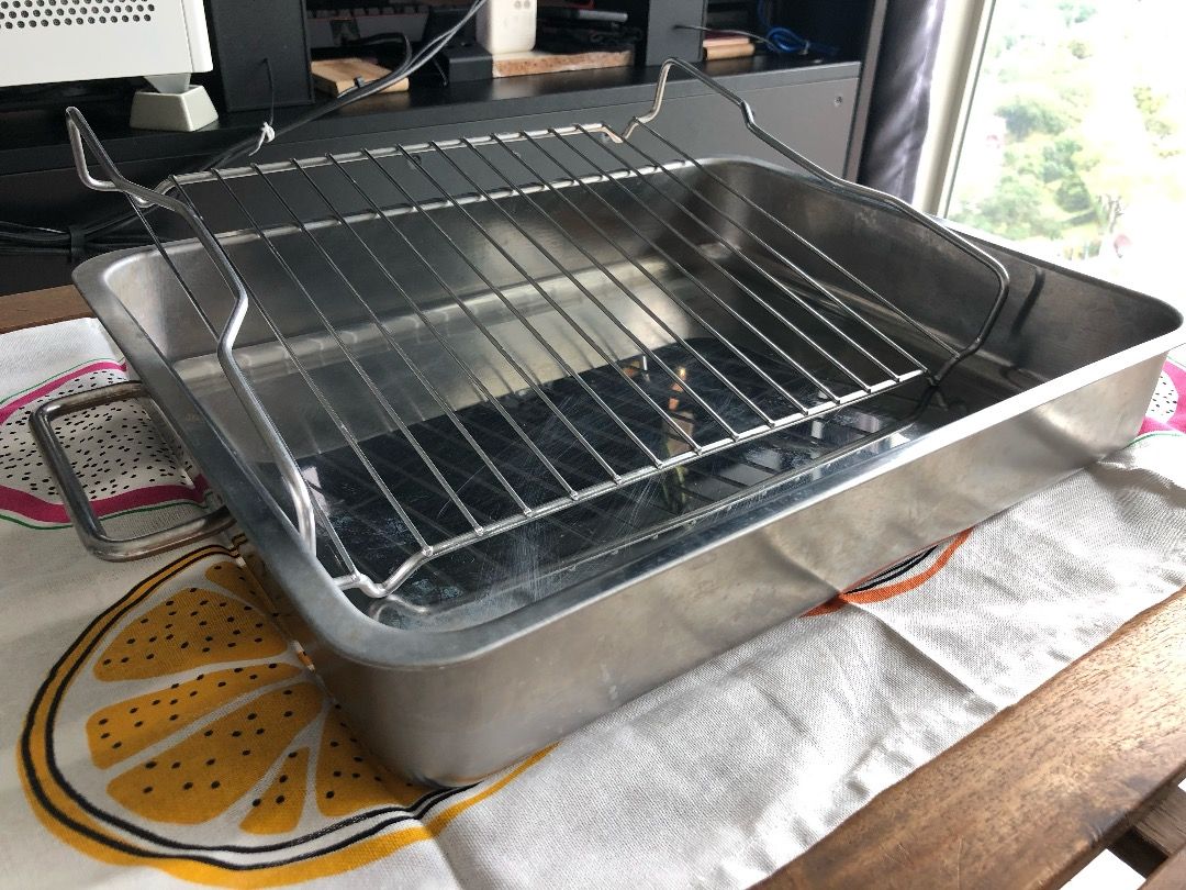 KONCIS Roasting pan with grill rack, stainless steel - IKEA